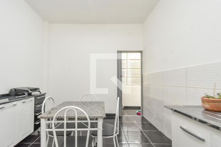 Apartamento à venda com 70m², 2 quartos e sem vaga Apartamento à venda com 70m², 2 quartos e sem vagaCozinha