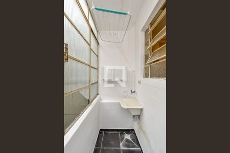 Apartamento à venda com 70m², 2 quartos e sem vaga Apartamento à venda com 70m², 2 quartos e sem vagaÁrea de Serviço