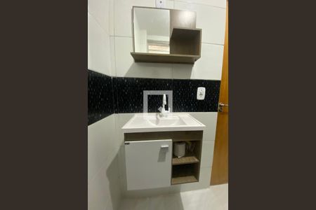 Banheiro de apartamento para alugar com 1 quarto, 55m² em Amaralina, Salvador