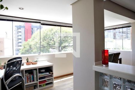 Espaço Office de apartamento à venda com 3 quartos, 119m² em Petrópolis, Porto Alegre