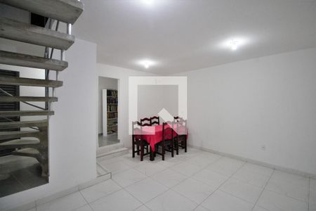 Sala de apartamento para alugar com 2 quartos, 154m² em Porto Velho, São Gonçalo