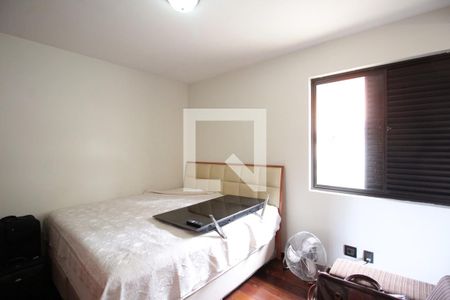 Quarto  de casa à venda com 4 quartos, 285m² em Santa Rosa, Belo Horizonte