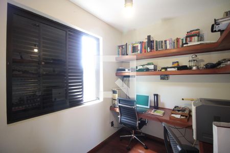 Quarto 2 de casa à venda com 4 quartos, 285m² em Santa Rosa, Belo Horizonte