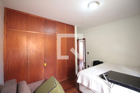 Quarto  de casa à venda com 4 quartos, 285m² em Santa Rosa, Belo Horizonte