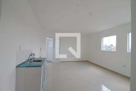 Sala / Cozinha  de kitnet/studio para alugar com 1 quarto, 44m² em Parque Pinheiros, Taboão da Serra