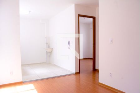 Sala de apartamento para alugar com 2 quartos, 45m² em Jardim das Margaridas, Salvador