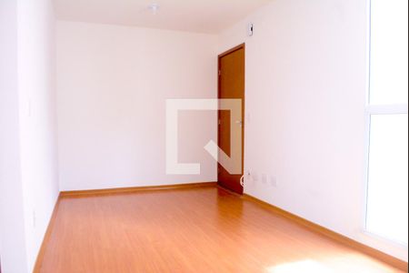 Sala de apartamento para alugar com 2 quartos, 45m² em Jardim das Margaridas, Salvador