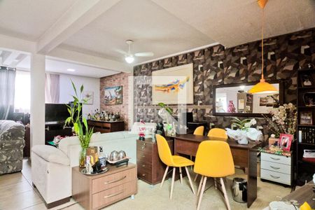 Sala de casa à venda com 3 quartos, 600m² em Vila Mangalot, São Paulo