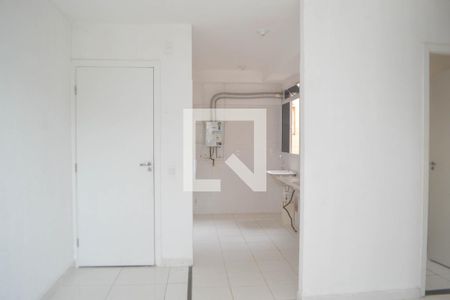 Sala de apartamento para alugar com 2 quartos, 42m² em Cerâmica, Nova Iguaçu