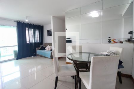 Sala de apartamento para alugar com 2 quartos, 75m² em Jacarepaguá, Rio de Janeiro