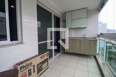 Varanda de apartamento para alugar com 2 quartos, 75m² em Jacarepaguá, Rio de Janeiro