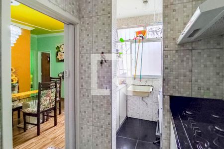 Apartamento para alugar com 200m², 3 quartos e 2 vagas Apartamento para alugar com 200m², 3 quartos e 2 vagasCozinha e Área de Serviço