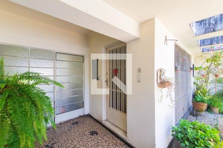 Entrada de casa à venda com 3 quartos, 196m² em Vila Mariana, São Paulo