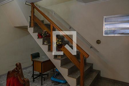 Escada de casa à venda com 4 quartos, 246m² em Bela Vista, São Paulo