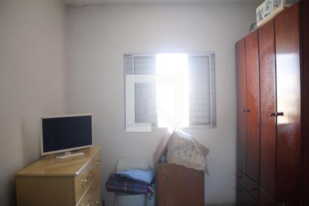 Casa à venda com 177m², 3 quartos e 2 vagas Casa à venda com 177m², 3 quartos e 2 vagasQuarto 2