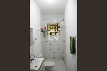 Casa à venda com 177m², 3 quartos e 2 vagas Casa à venda com 177m², 3 quartos e 2 vagasBanheiro 2