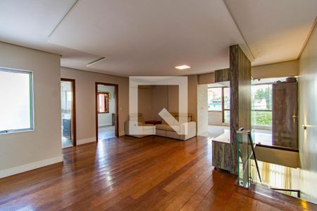 Sala de apartamento para alugar com 4 quartos, 230m² em Marechal Rondon, Canoas