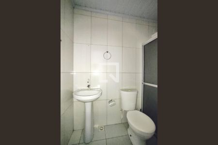 banheiro  de casa para alugar com 1 quarto, 20m² em Federação, Salvador