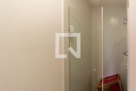 Banheiro de kitnet/studio para alugar com 1 quarto, 26m² em Vila Mariana, São Paulo