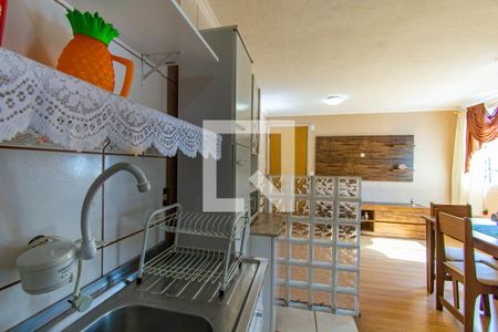 Cozinha de apartamento à venda com 2 quartos, 42m² em Mato Grande, Canoas