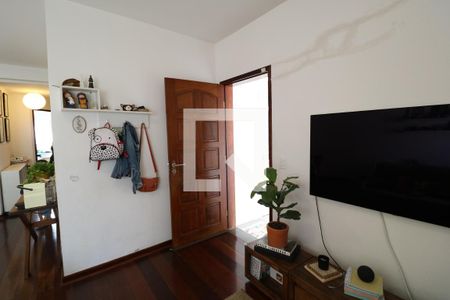 Sala de casa para alugar com 2 quartos, 92m² em Jardim Dracena, São Paulo