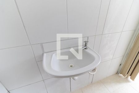 Banheiro de casa para alugar com 1 quarto, 50m² em Vila Natalia, São Paulo