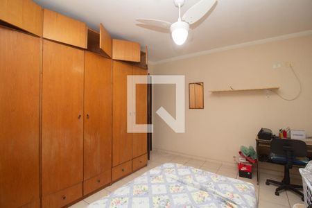 Quarto 1  de casa para alugar com 2 quartos, 75m² em Jardim São Ricardo, São Paulo