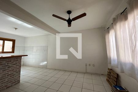 Sala de Estar de casa à venda com 2 quartos, 59m² em Rondônia, Novo Hamburgo