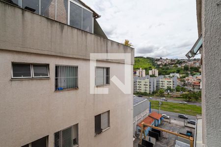 Vista da sala  de apartamento para alugar com 2 quartos, 110m² em Castelo, Belo Horizonte