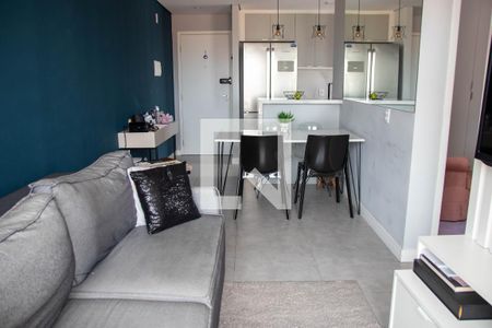 Sala de apartamento à venda com 2 quartos, 47m² em Parque Vitoria, São Paulo