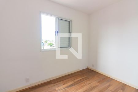 Quarto 1 de apartamento para alugar com 2 quartos, 53m² em Quitaúna, Osasco