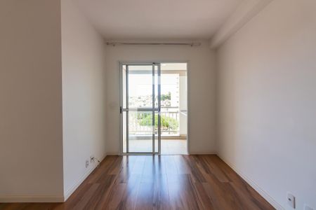 Sala  de apartamento para alugar com 2 quartos, 53m² em Quitaúna, Osasco