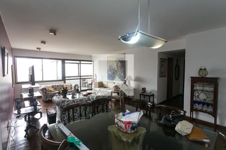 Sala de apartamento para alugar com 3 quartos, 200m² em Real Parque, São Paulo