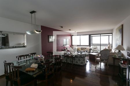 Sala de apartamento para alugar com 3 quartos, 200m² em Real Parque, São Paulo