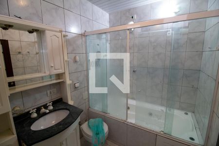 Banheiro 1 de casa à venda com 4 quartos, 161m² em Chácara Santo Antônio (zona Sul), São Paulo