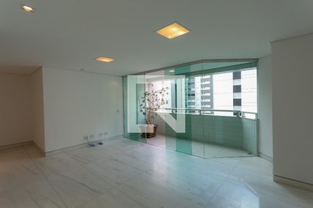 Sala de apartamento para alugar com 4 quartos, 140m² em Funcionários, Belo Horizonte