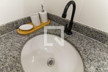 Banheiro de apartamento para alugar com 1 quarto, 24m² em Tatuapé, São Paulo