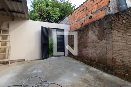 Vista da suíte de casa para alugar com 2 quartos, 100m² em Conjunto Habitacional Vila Santana (sousas), Campinas