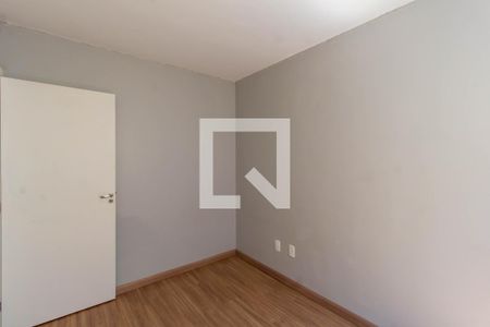 Quarto 2 de apartamento para alugar com 2 quartos, 48m² em Parque da Matriz, Gravataí