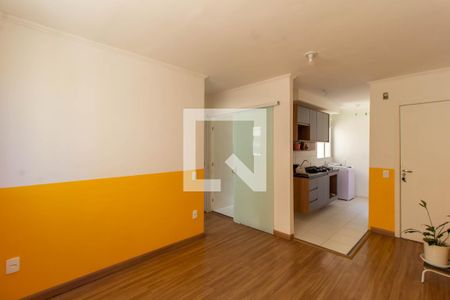 Sala de apartamento para alugar com 2 quartos, 48m² em Parque da Matriz, Gravataí