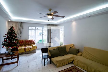 Sala de casa para alugar com 3 quartos, 200m² em Jardim Aeroporto, São Paulo