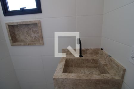 Pia banheiro da suíte de casa à venda com 3 quartos, 100m² em Vila Santana, São Paulo