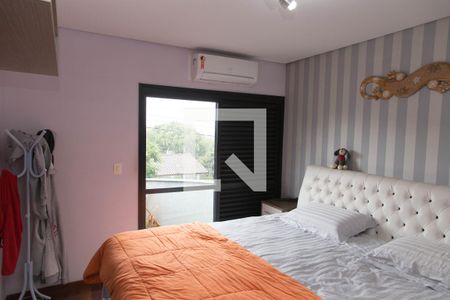 Quarto Suite de casa para alugar com 4 quartos, 250m² em Canhema, Diadema