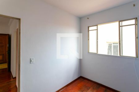 Quarto 2 de apartamento para alugar com 2 quartos, 55m² em Copacabana, Belo Horizonte