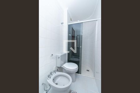 Banheiro da Suíte  de apartamento à venda com 2 quartos, 74m² em Mansões Santo Antônio, Campinas