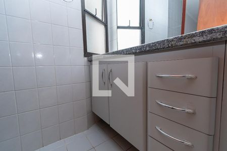 Detalhe Banheiro da Suíte  de apartamento à venda com 2 quartos, 74m² em Mansões Santo Antônio, Campinas