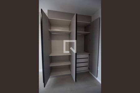 Studio - Armários de apartamento para alugar com 1 quarto, 27m² em Pinheiros, São Paulo