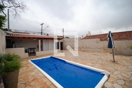 Piscina de casa à venda com 2 quartos, 263m² em Jardim Flamboyant, Campinas