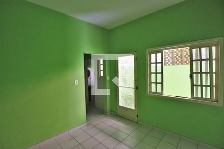 Sala de apartamento para alugar com 1 quarto, 50m² em Brasilândia, São Gonçalo