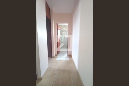 Corredor de apartamento à venda com 2 quartos, 65m² em Jardim das Bandeiras, Campinas